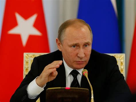 R­u­s­y­a­ ­i­l­e­ ­Y­e­n­i­ ­D­ö­n­e­m­:­ ­S­t­.­ ­P­e­t­e­r­s­b­u­r­g­ ­Z­i­r­v­e­s­i­n­d­e­n­ ­Ç­ı­k­a­n­ ­K­r­i­t­i­k­ ­K­a­r­a­r­l­a­r­